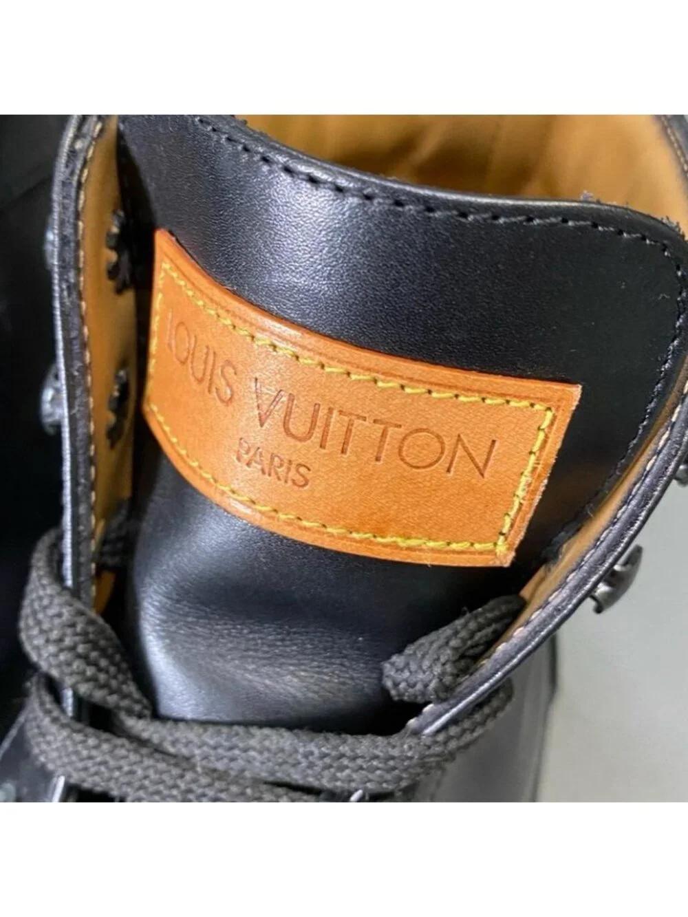 Louis Vuitton LV Logo Lace Up Boots Shoes 7 Black Leather - Picture 9 of 12